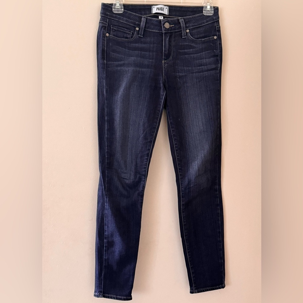 PAIGE “Verdugo Ankle” Women’s, Zip Up, 5 Pocket, Distressed, Blue Jeans. Size 26